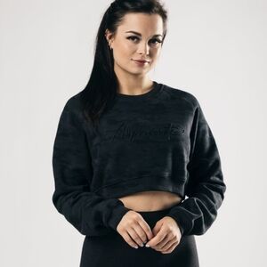 Nwots Aphalete darkest hour cropped sweater